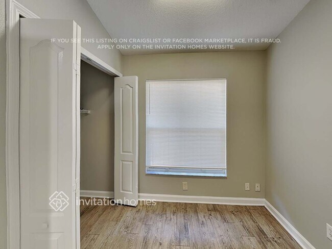 Foto del edificio - 10418 Soaring Eagle Dr