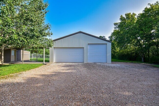 Foto del edificio - 2811 County Rd 64