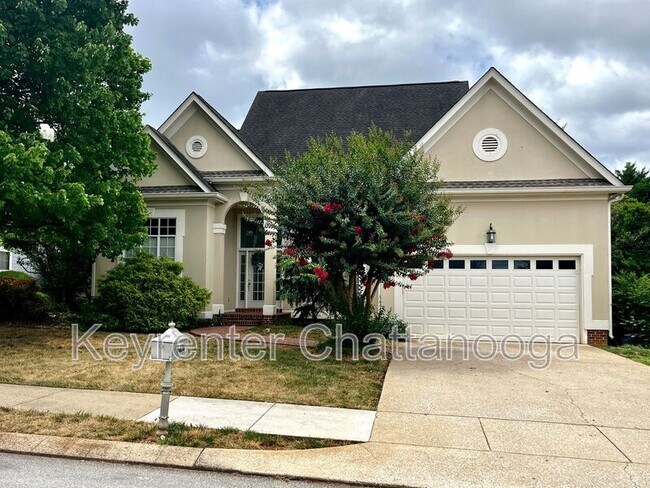 Building Photo - 6826 Chiswick Dr
