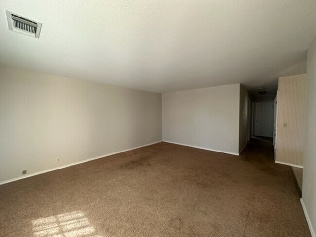Foto del edificio - South Woodland Home for Rent