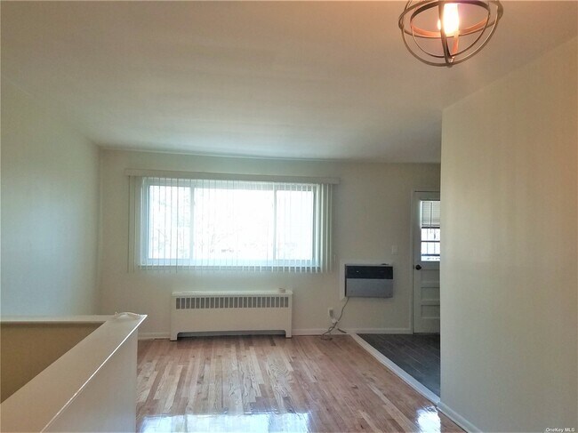 Foto del edificio - 195-19-195-37 37th Ave