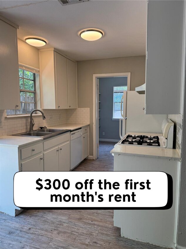 Foto principal - 1910 Westridge Dr