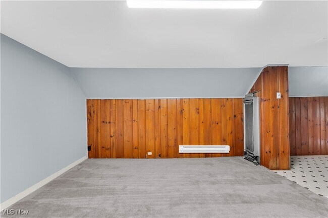 Foto del edificio - 915 Helmsdale Rd
