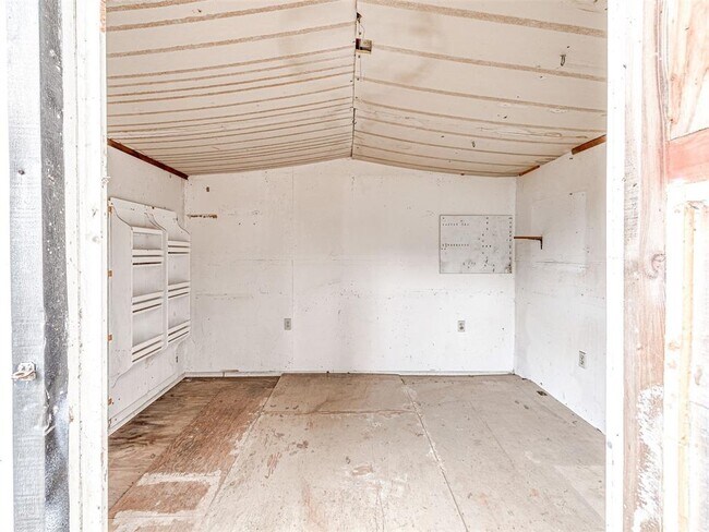 Foto del edificio - 305 Woodside Dr