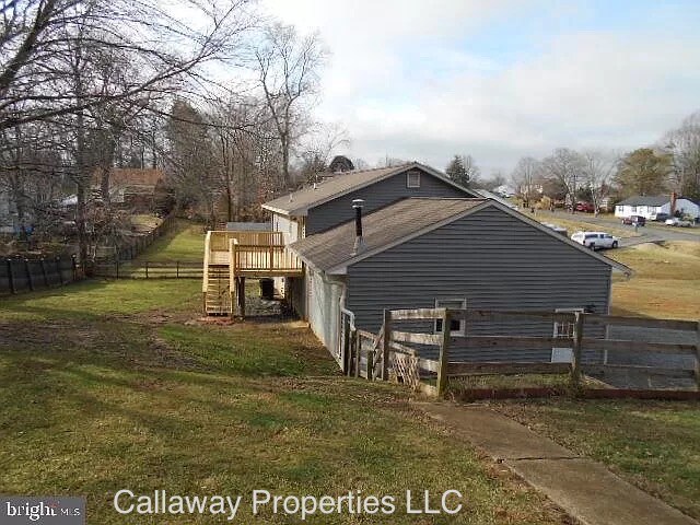 Building Photo - 24 Moss Dr