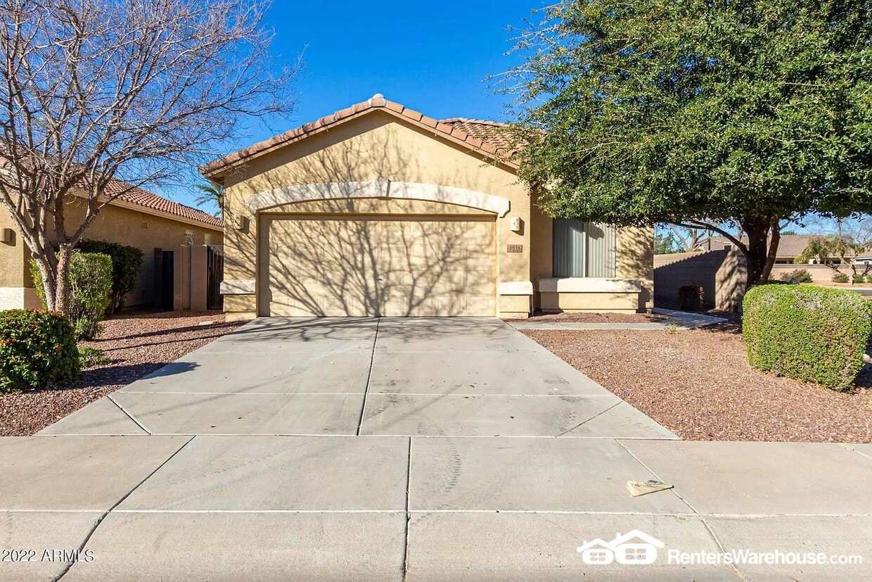 Foto principal - 4836 N 126th Dr