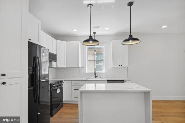 Photo - 1524 W Street SE Unit Apartment