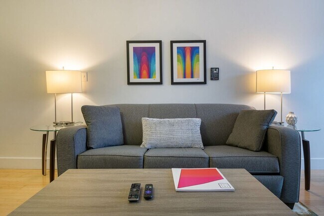 *Las imágenes son muestras representativas de la unidad anunciada. En algunos casos, las unidades reales que usted... - 1108 Boylston St