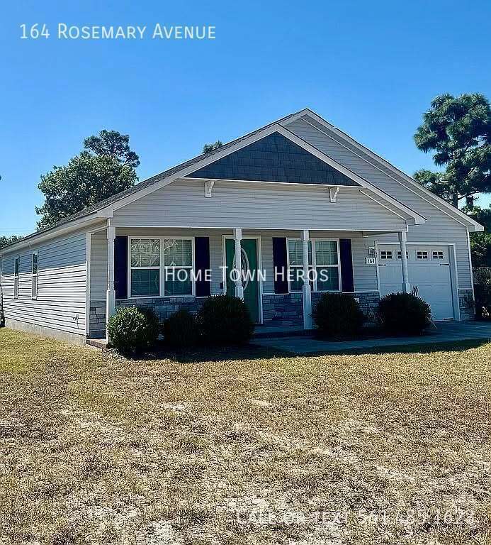 Foto principal - 164 Rosemary Ave