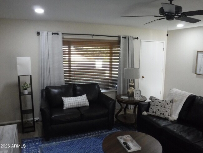 Foto del edificio - 11029 W Caron Dr