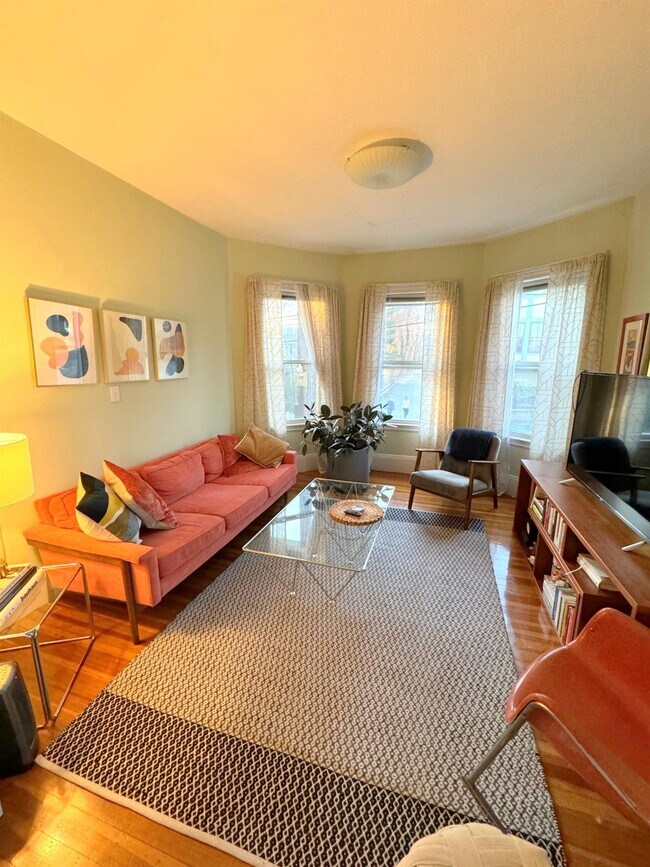 Foto del edificio - 34 Clarendon Ave