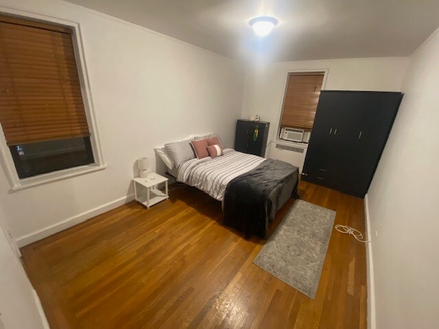 Foto del edificio - 350 E 54th St
