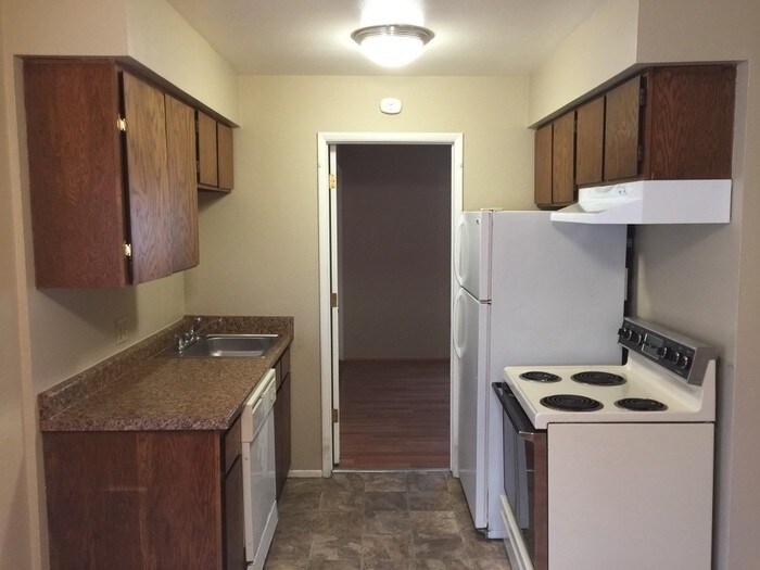 Midtown Apartment with Dishwasher/Carport Apartment for Rent in Reno