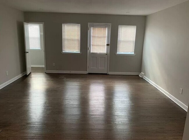 Building Photo - 7257 Haverford Ave