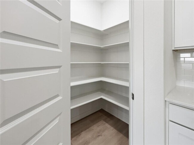 Foto del edificio - 4011 Aryana Ave