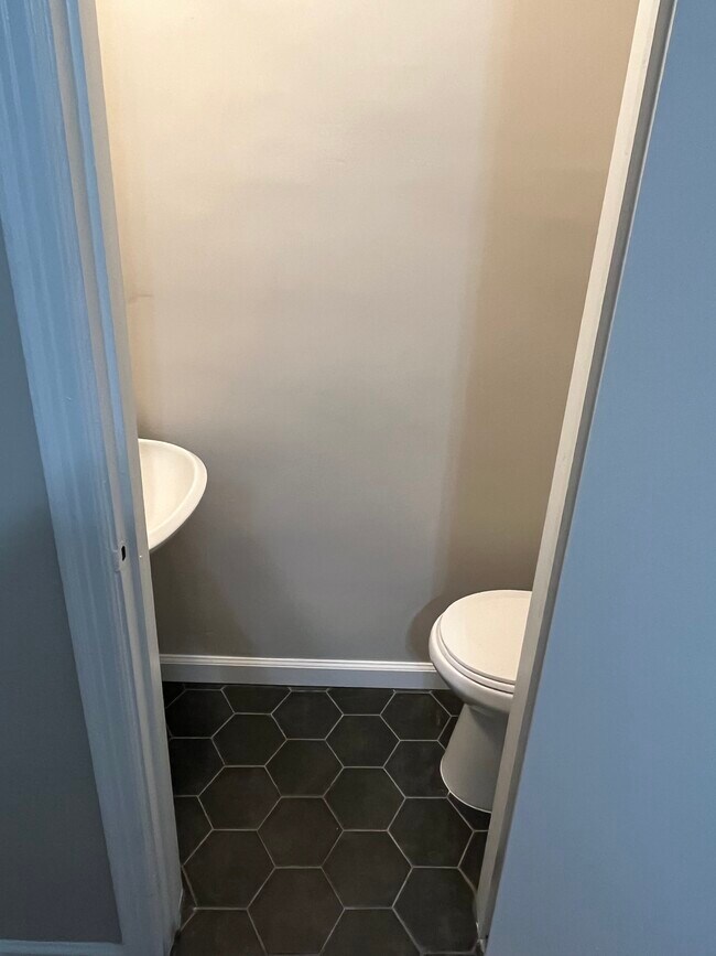 Photo - 2722 Harrington Dr House