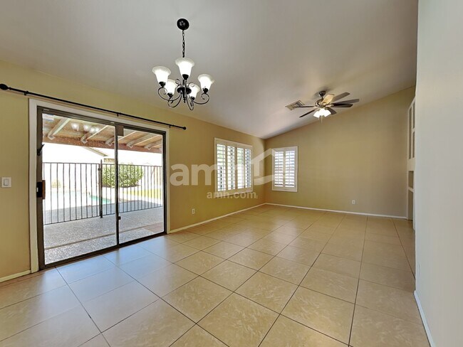 Foto del edificio - 8508 W Hazelwood St