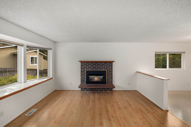 Foto del edificio - 6011 156th Ave NE