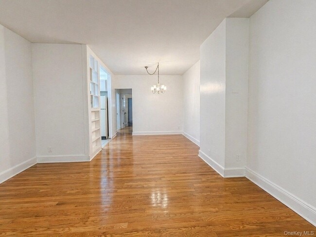 Building Photo - 14717 15th Avenue Unit 1FL