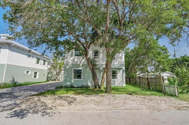 Foto del edificio - 667 SW Cleveland Ave