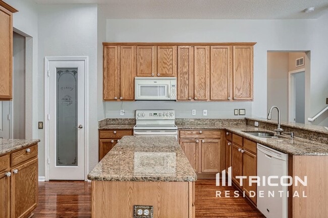 Building Photo - 5113 Alderbrook Pl