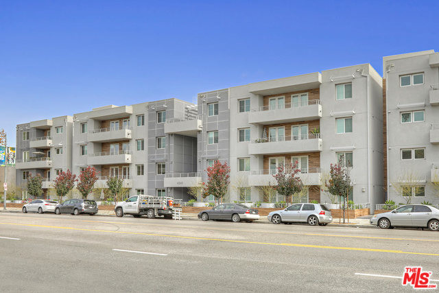 Foto principal - 4240 Laurel Canyon Blvd