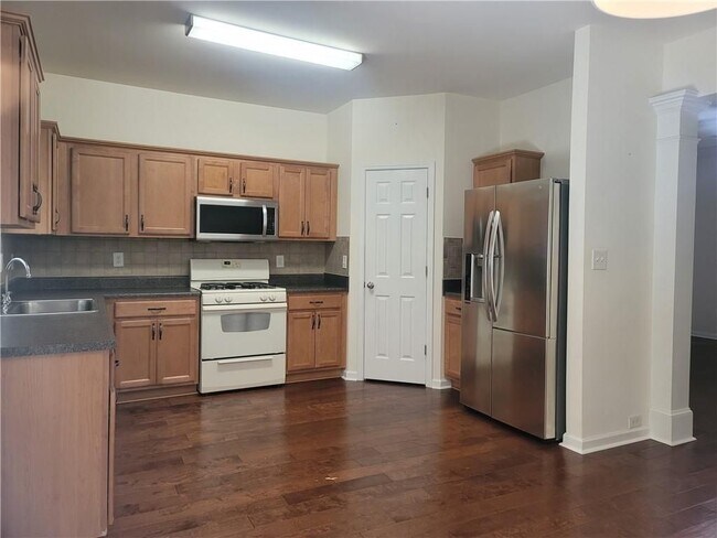 Foto del edificio - 3383 Marla Blvd NW