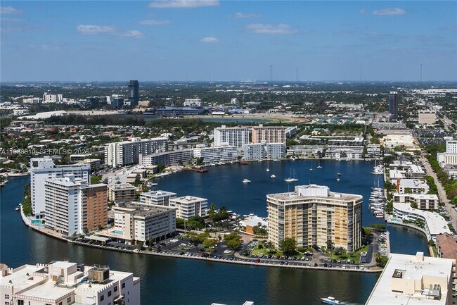 Foto del edificio - 1830 S Ocean Dr