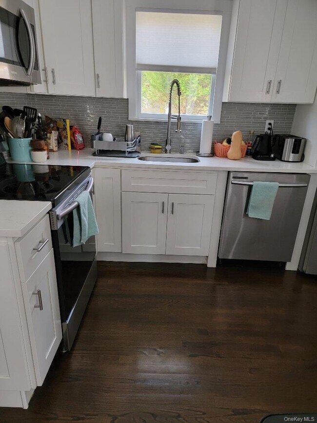 Foto del edificio - 150 Ponquogue Ave