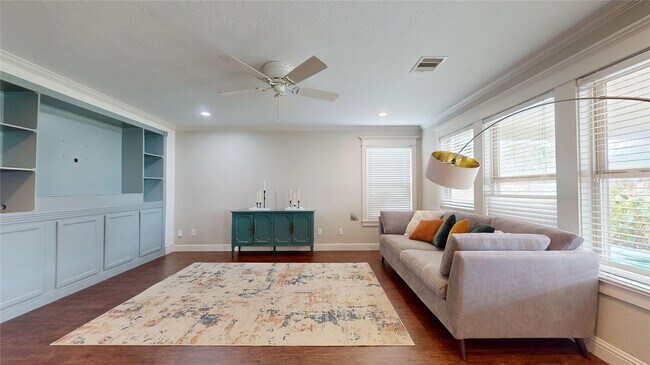 Foto del edificio - 7918 Tupper Bend Ct