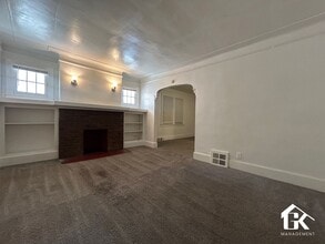 Building Photo - 2425 Clements St