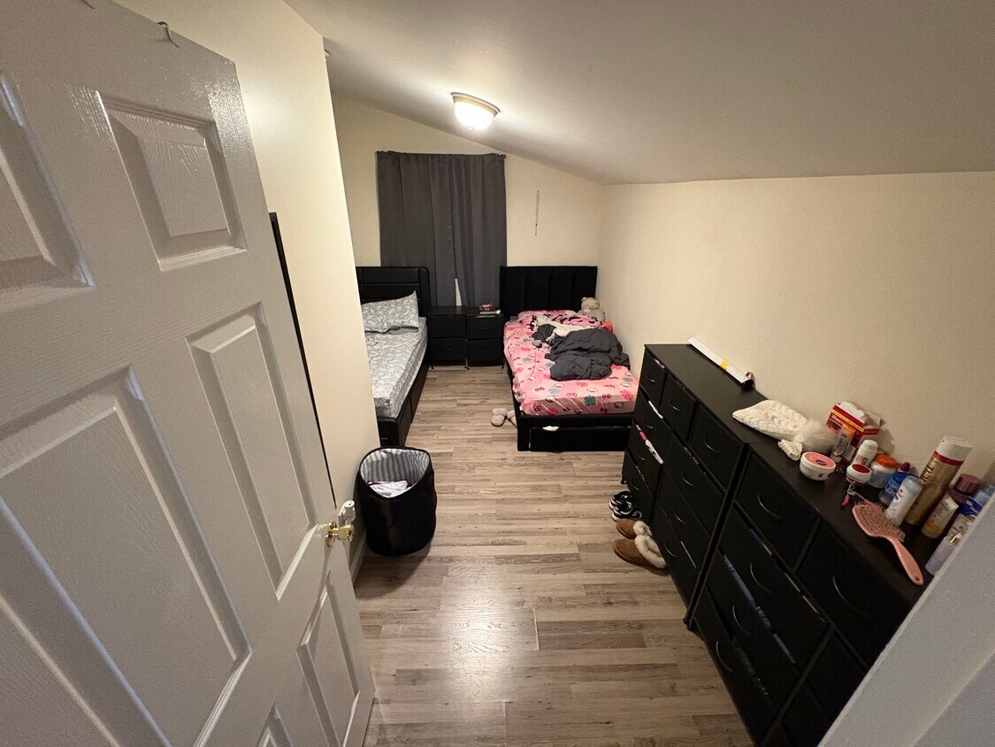 Foto del edificio - 279 Grand Blvd