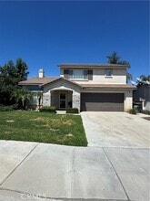 Building Photo - 1402 Sutherland Dr