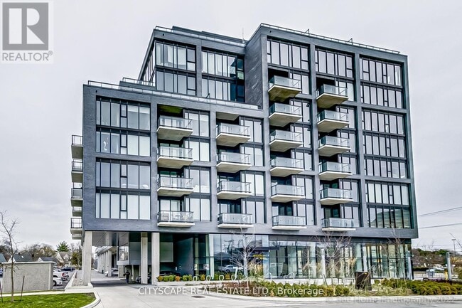 Building Photo - 7 Smith Crescent