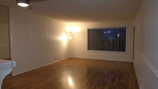 Foto del edificio - 5990 Dandridge Ln