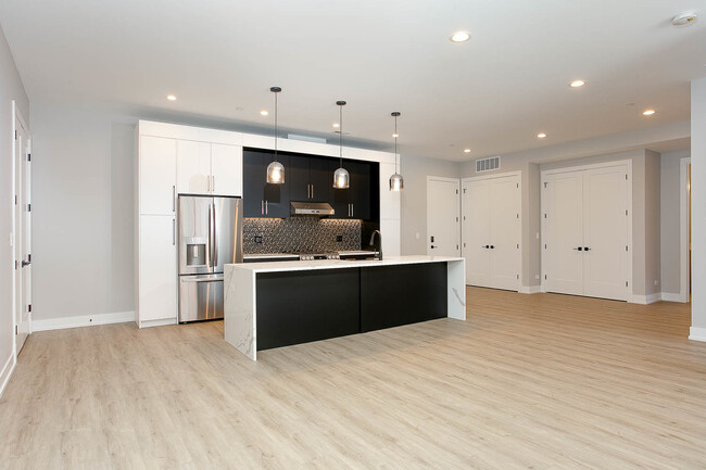 Building Photo - 1606 S Ashland Ave