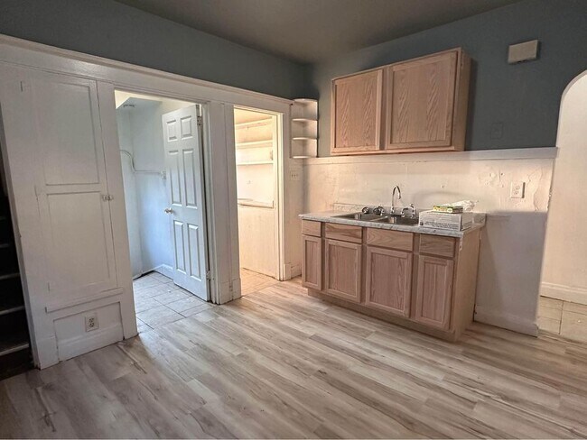 Foto del edificio - 3351 N 8th St