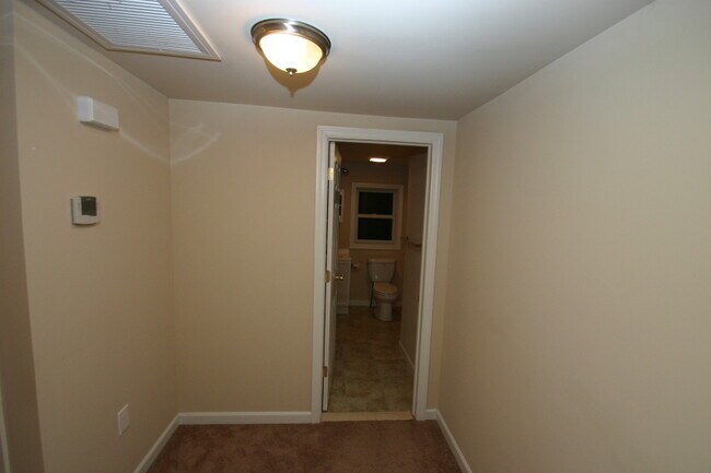 Foto del edificio - 164 Old Croton Rd