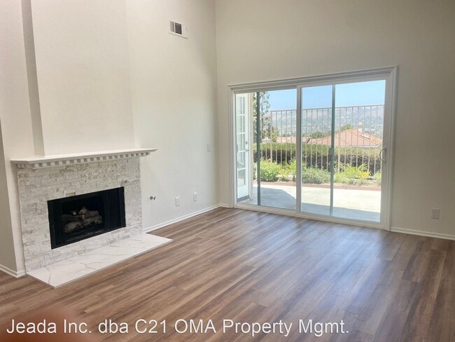 Building Photo - 3 br, 2 bath House - 27455 VIA PETRA - *