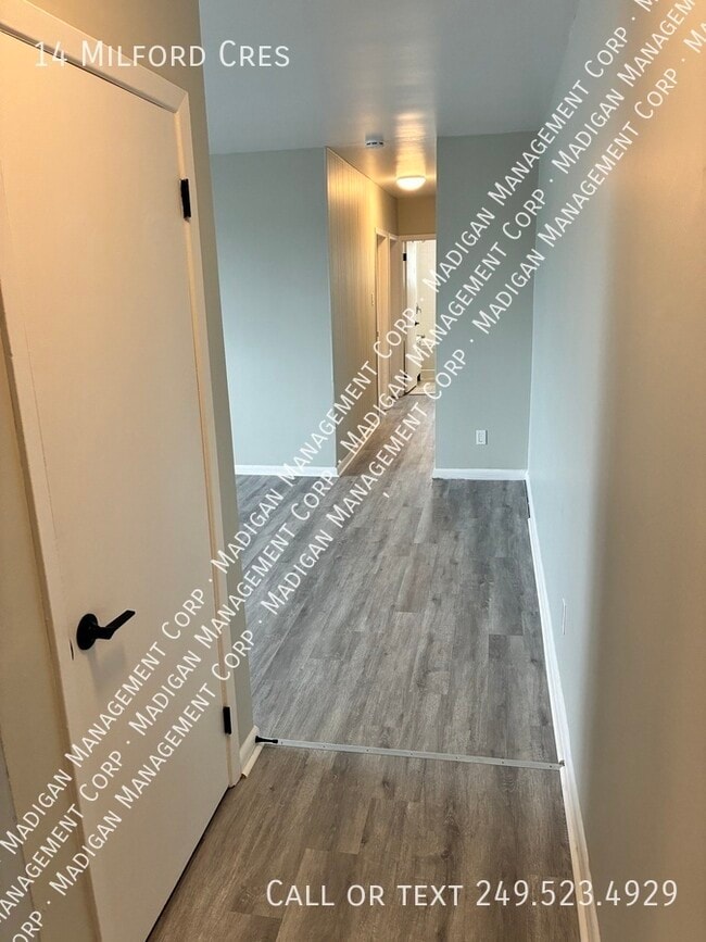 Photo du bâtiment - Move-In Special at The Milford – Save Big ...