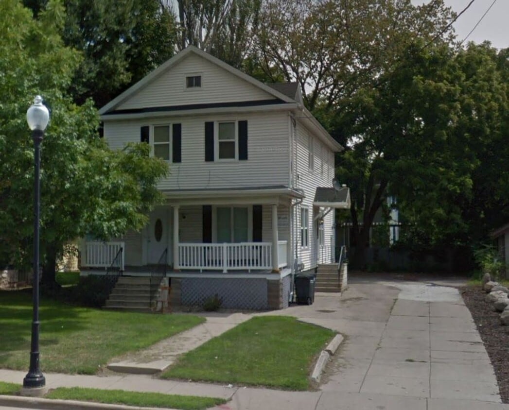 Primary Photo - 630 Jackson St