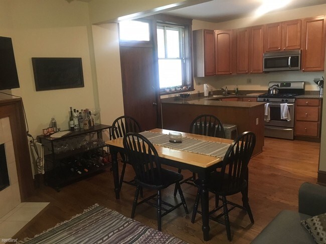 Foto del edificio - 1225 W Montana St