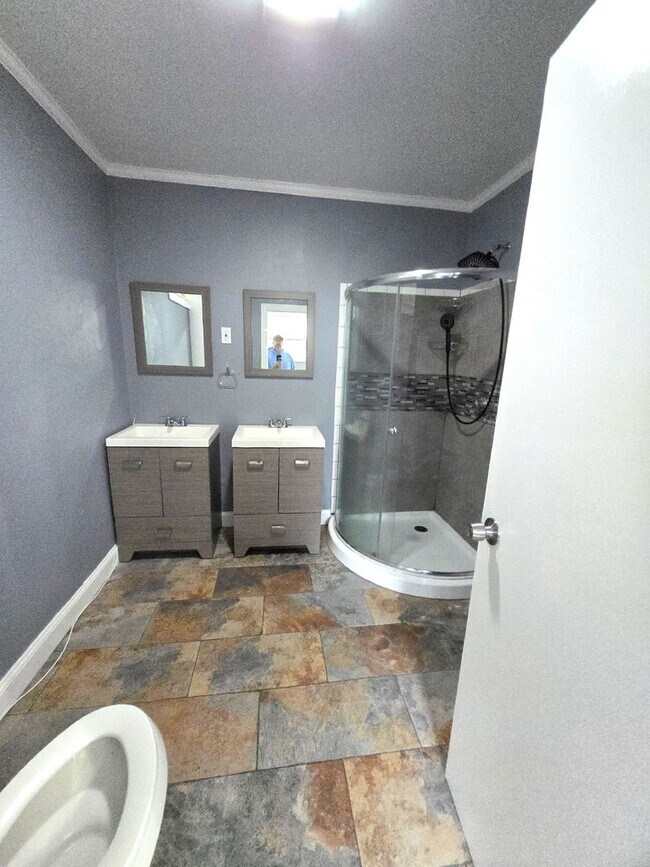 Foto del edificio - 8 St John St