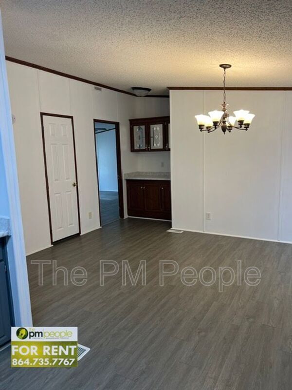 Foto del edificio - 920 Prince Perry Rd