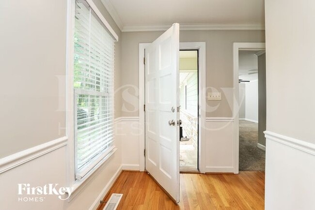 Foto del edificio - 8908 Harpers Grove Ln