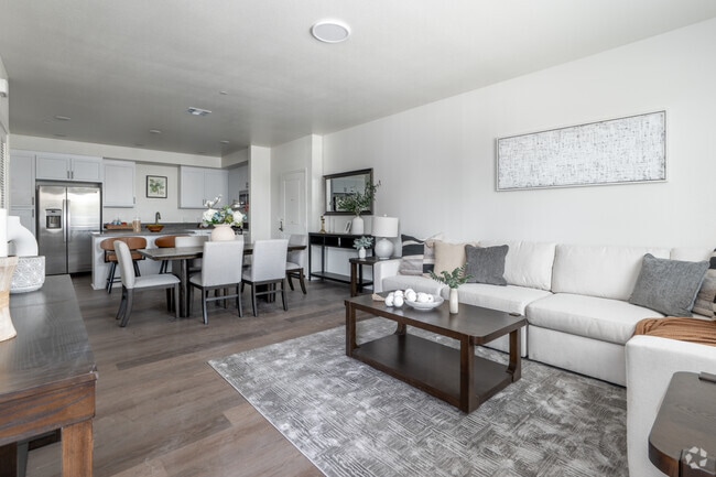 Interior Photo - Gallery Park
