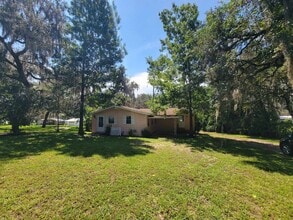 Building Photo - 8849 S Lakeshore Dr