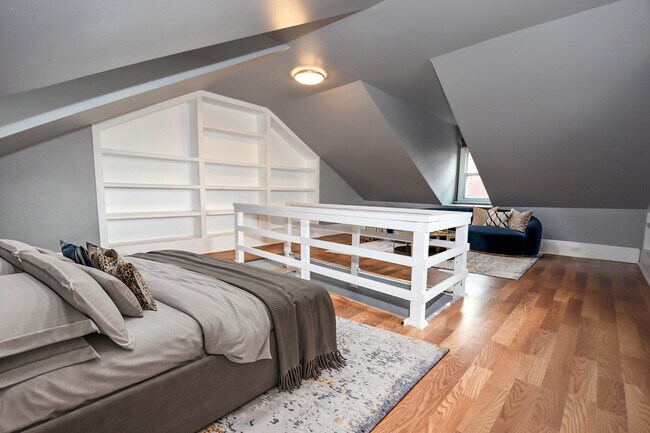 Foto del edificio - 375 1/2 Main St