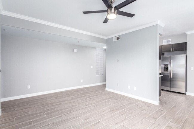 Foto del edificio - 3 bed remodeled  Old Town condo w/garage