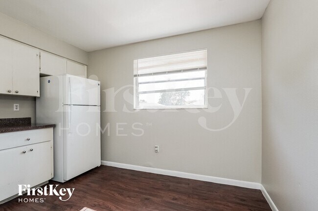 Building Photo - 3532 Brink Cir